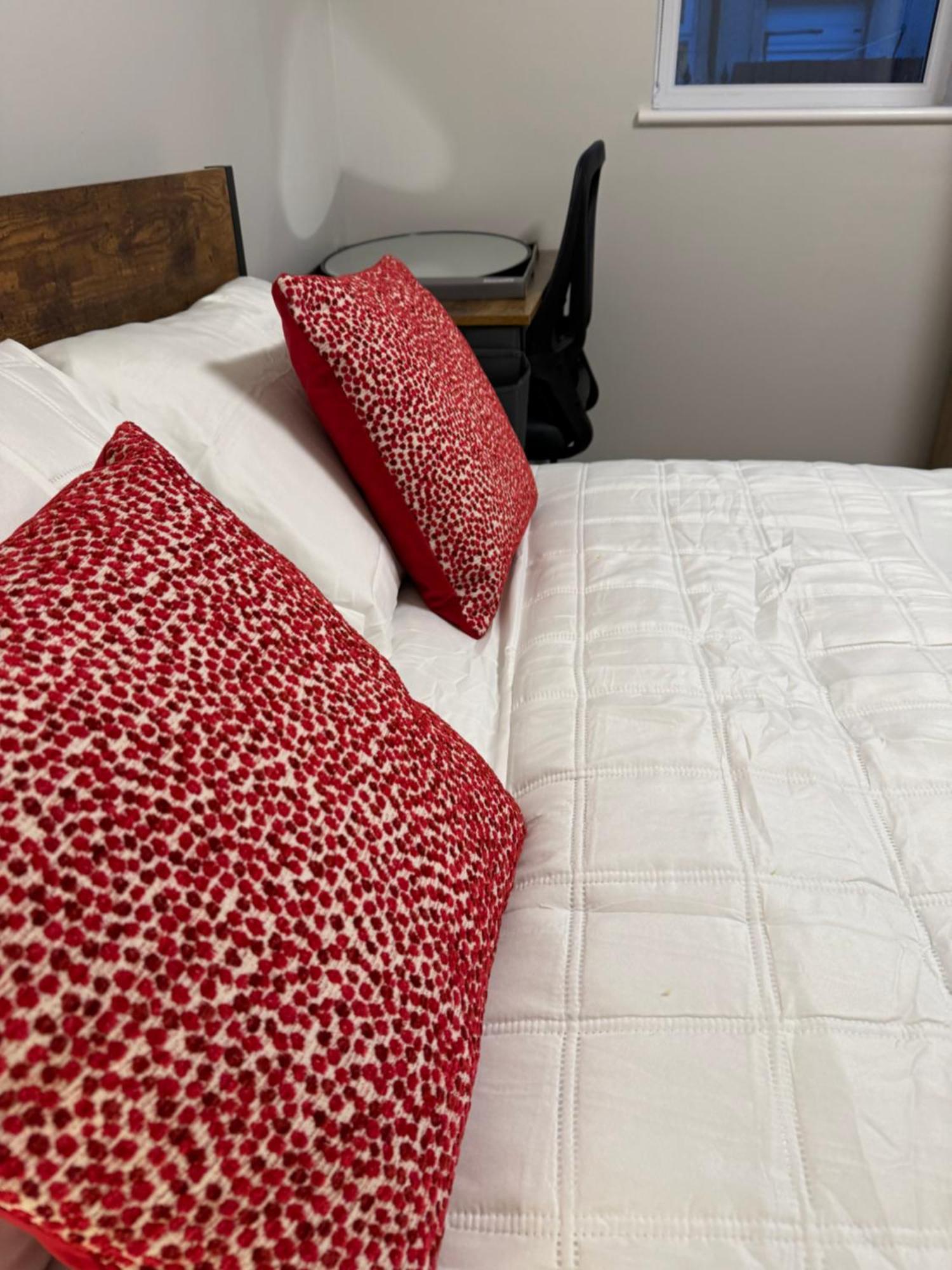 Comfy Studio Flat And Workspace Near Ashton-U-Lyne Station สเตลีย์ บริดจ์ ภายนอก รูปภาพ
